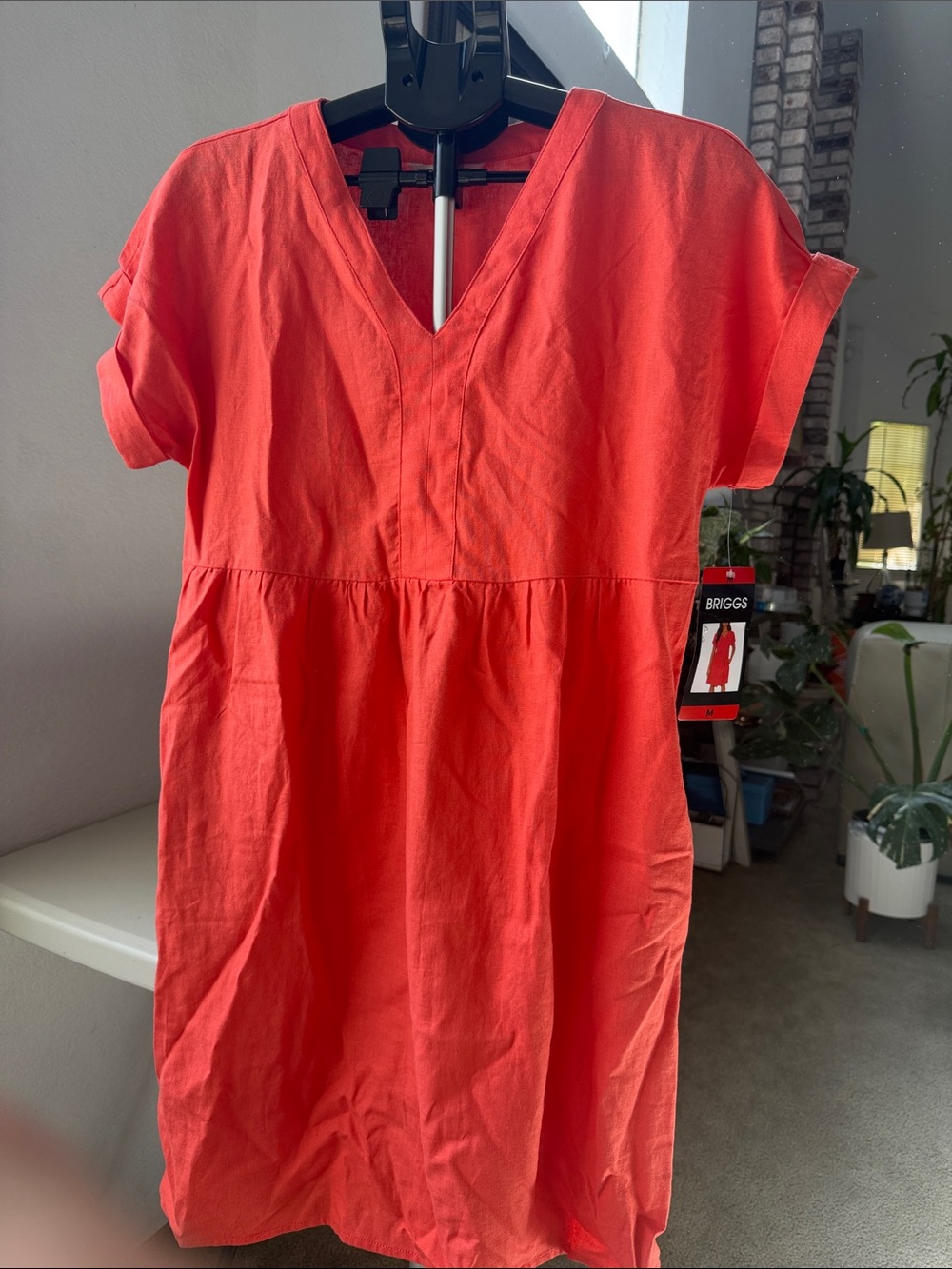 Briggs New York V‑Neck Short Sleeve Dress
55% Linen 45% Rayon